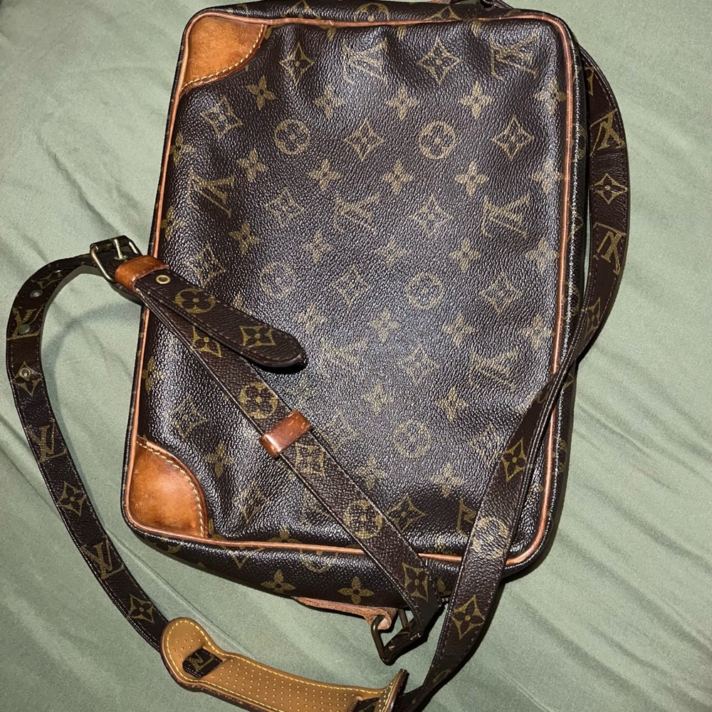 Vintage Louis Vuitton Brown Monogram Bag - Picture 5 of 5